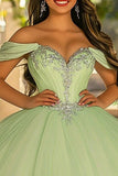 Robe de bal vert clair scintillante Robe longue en tulle Quinceanera avec appliques