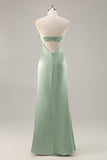 Robe de demoiselle d’honneur longue sans bretelles en satin vert sauge avec fente