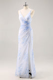 Robe longue de demoiselle d’honneur en mousseline de soie froncée florale bleue avec fente