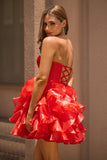 Une ligne sans bretelles Corset Robe De Cocktail rouge à plusieurs niveaux avec nœuds