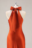 Rouille Satin Licou Sirène Longue Robe de demoiselle d’honneur avec noeud