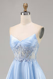 Robe courte de bal sans bretelles bleu clair avec paillettes