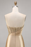 Robe courte moulante moulante corset dorée pour les retrouvailles