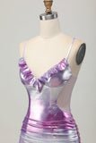 Robe moulante à volants et à col en V argentée