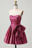 Robe courte de retour à la maison sans bretelles froncée violet foncé avec noeud