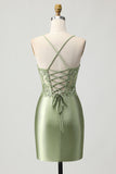 Robe moulante corset à paillettes vert sauge avec lacets dans le dos