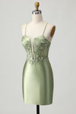 Robe moulante corset à paillettes vert sauge avec lacets dans le dos