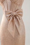 Robe courte de bal en satin champagne avec noeud