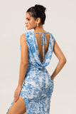 Fleur bleue col bénitier gaine impression longue robe de demoiselle d’honneur avec fente