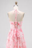 Blush perlé licol imprimé floral robe d’invité de mariage avec fente