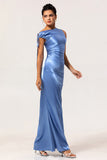 Robe de demoiselle d’honneur en satin bleu à une épaule avec fente