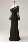 Fourreau noir Asymétrique Longue Mère de la Mariée Robe Avec Appliques de Dentelle