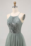 Robe courte à paillettes en tulle trapèze gris vert avec paillettes