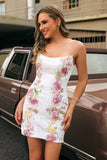 Robe de cocktail moulante blanche à paillettes