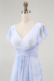 Bleu Floral Une ligne Col en V Mousseline de soie Longue Robe de demoiselle d’honneur avec fente