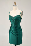 Robe de cocktail moulante en satin à sequins corset vert foncé