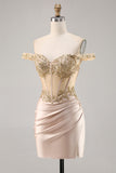 Robe de retour moulante à rayures corset à épaules dénudées