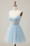 Bleu clair Une ligne perlée courte paillettes Homecoming Dress avec lacets dans le dos