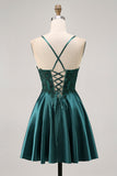 Vert foncé une ligne appliquée courte maison de balle robe avec perles
