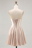 Robe de cocktail en satin satin champagne