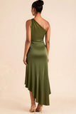 Olive une épaule satin thé longueur robe de demoiselle d’honneur
