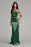Vert foncé spaghetti bretelles satin sirène longue robe de demoiselle d’honneur