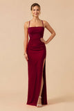 Robe longue de demoiselle d’honneur bordeaux à bretelles Sapghetti avec fente