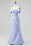 Robe de demoiselle d’honneur longue sirène bleue fleurie à épaules dénudées