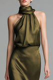 Robe formelle midi en satin olive