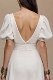 Robe formelle trapèze ivoire à col en V avec manches bouffantes