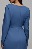 Robe de travail midi en satin froncé bleu poussiéreux avec manches