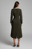 Robe de travail midi crayon à col bateau en satin olive foncé avec manches