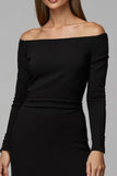 Robe de travail midi midi à épaules dénudées en satin noir avec manches