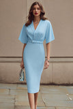 Robe de travail fourreau en satin bleu col V avec ceinture