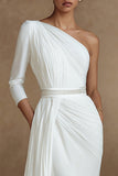 Robe de mariée fourreau ivoire à une épaule avec ceinture