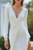 Ivoire Col en V Fourreau Manches Longues Robe de mariée avec ceinture