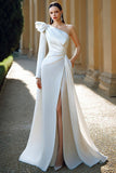 Robe de mariée en satin ivoire froncé à une épaule avec ceinture