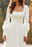 Robe de mariée à manches longues à col carré ivoire