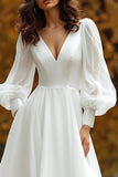 Robe de mariée à manches longues à col en V ivoire