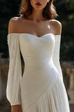 Robe de mariée à épaules dénudées ivoire froncée