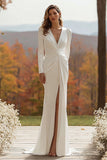 Robe de mariée fourreau à manches longues froncée ivoire