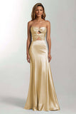 Robe formelle bustier en satin bleu ciel