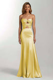 Robe formelle bustier en satin bleu ciel