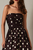 Robe bustier trapèze en satin marron foncé à pois