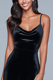 Robe formelle en velours à bretelles spaghetti noires