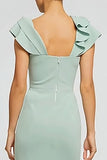 Robe longue formelle à col bateau en crêpe sirène vert menthe avec volants
