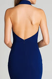Robe longue formelle à col haut en satin fourreau bleu marine avec fente