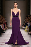 Robe de soirée longue à bretelles spaghetti en satin violet foncé