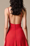 Robe de soirée longue à bretelles spaghetti trapèze en satin rouge avec fente