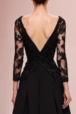 Robe de soirée longue trapèze noire à appliques avec dentelle